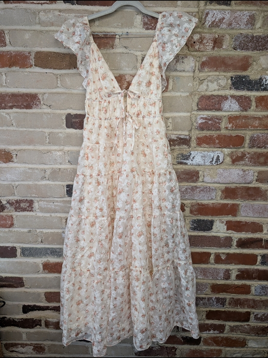 Storia Dresses & Skirts - Storia Cream Maxi Dress with Peach Floral Print